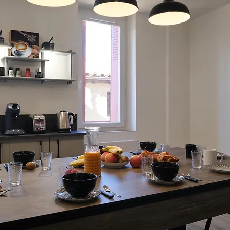 Magnifique*t4*centre Ville*wifi*billard*netflix* Limoux